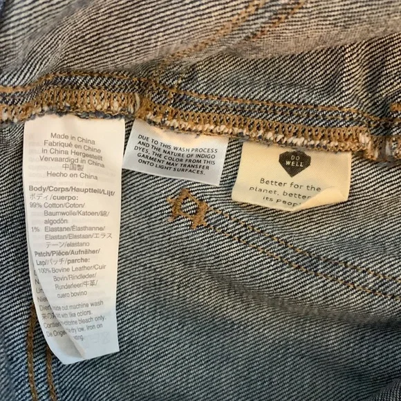 OPEN TO OFFERS Madewell Dark Blue Boot Cut Jeans Size 27 - Picture 7 of 11